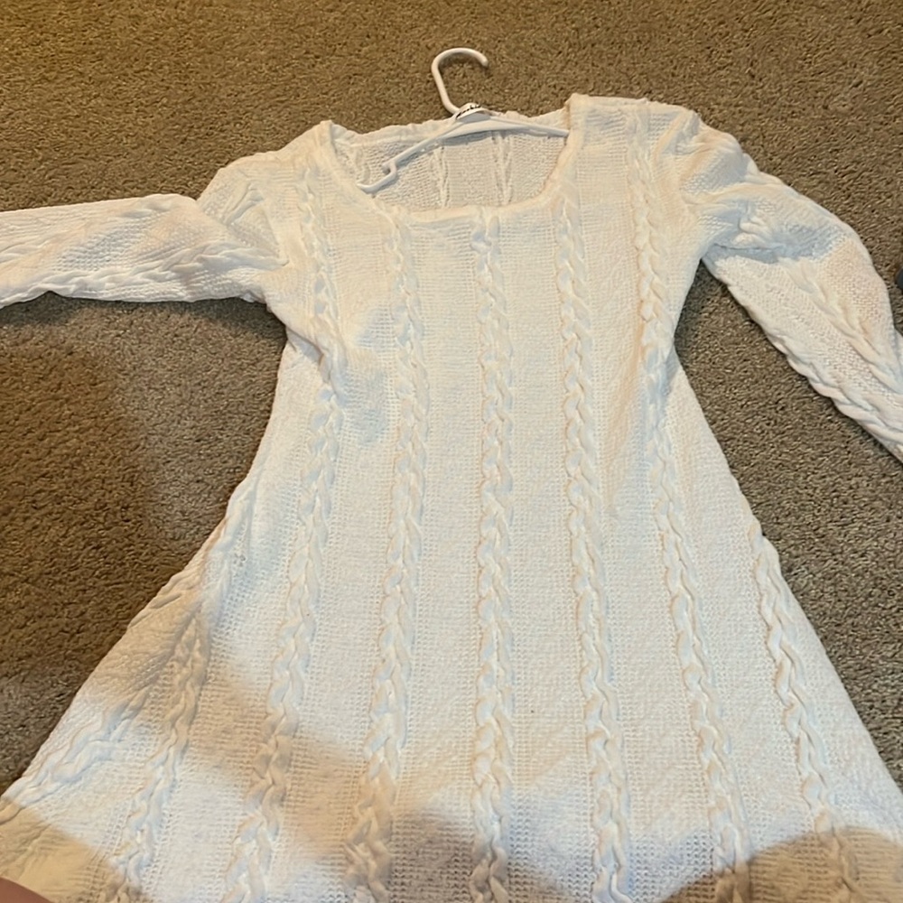 Fashion brand size large white top